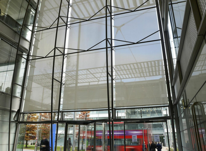 BetaScreen® 300 Eco Blind Fabric