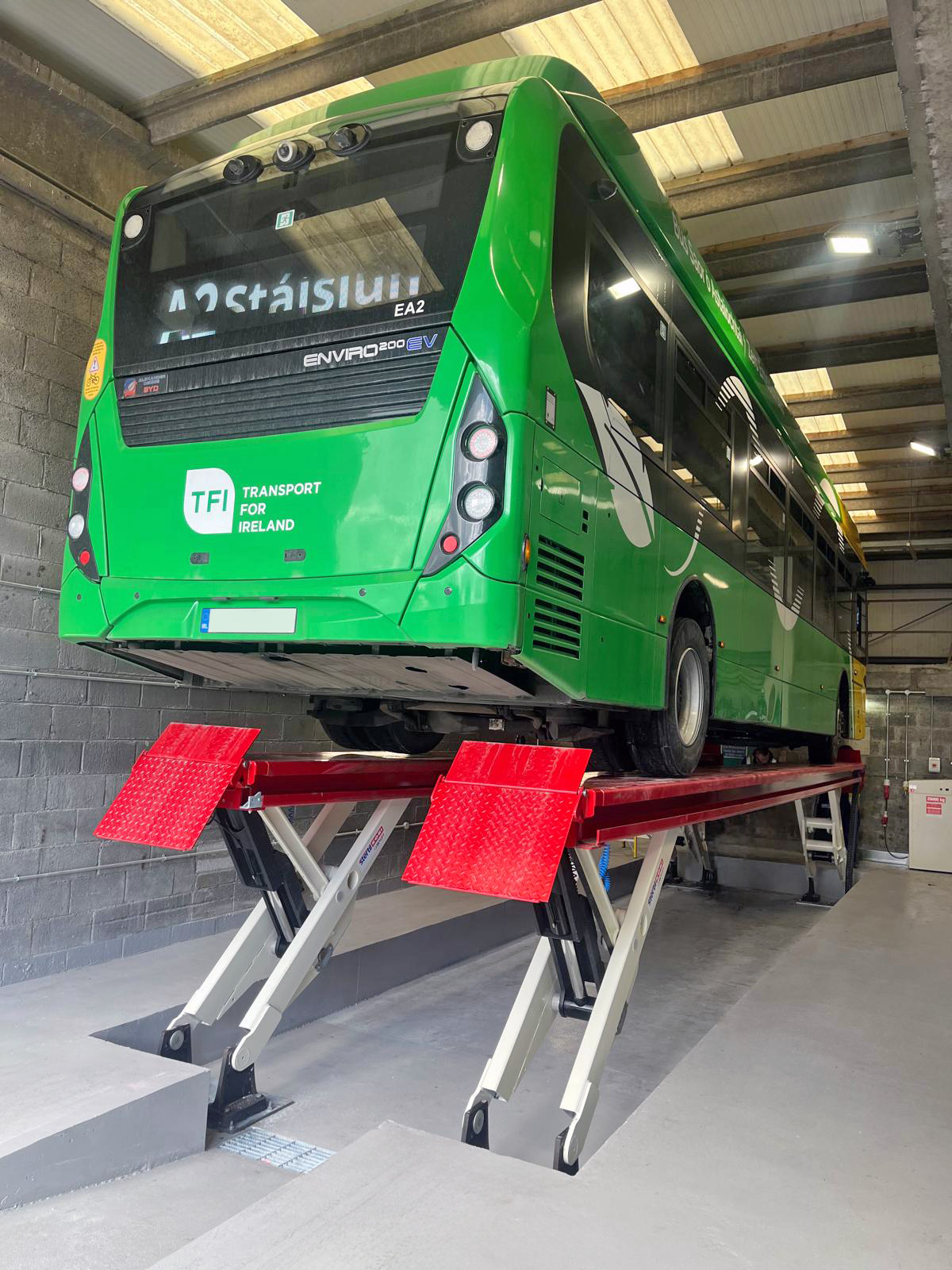 Bus Éireann invests in Stertil-Koni Skylift at Athlone workshop