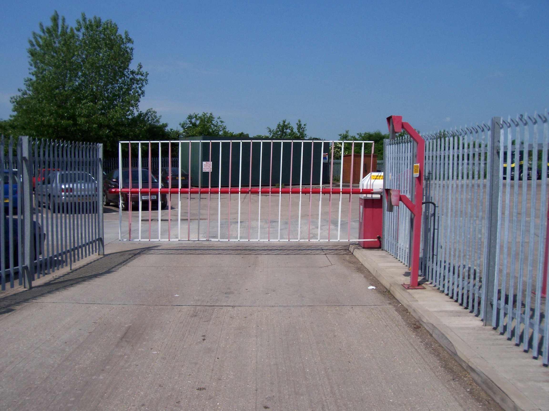 Barrier with above and below skirt