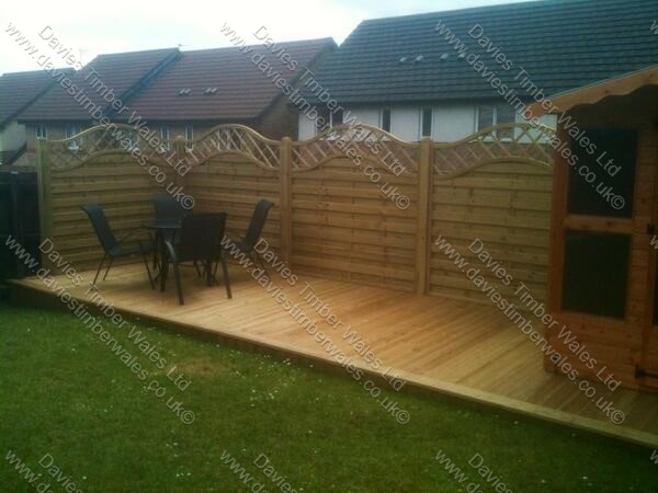 Garden Fencing Wales