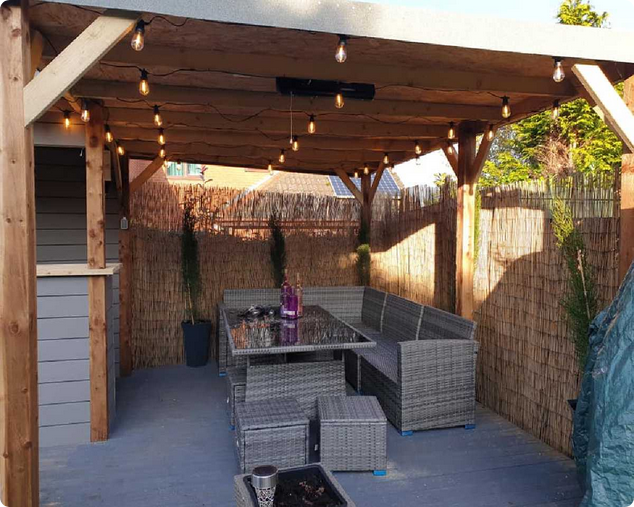 Carpentry & Bespoke Fixtures