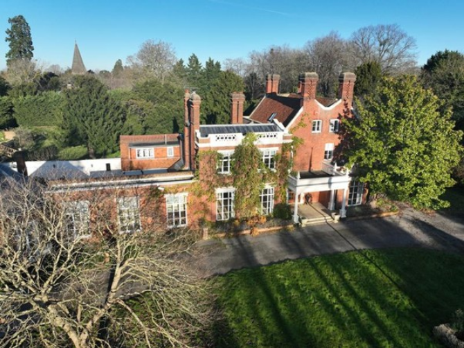 Case Study: Comprehensive Home Survey of a Grade II* Listed Property in Windsor