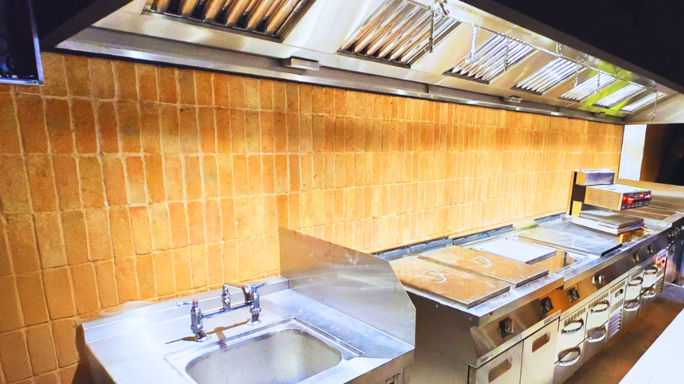 Installed Kitchen Suppression System