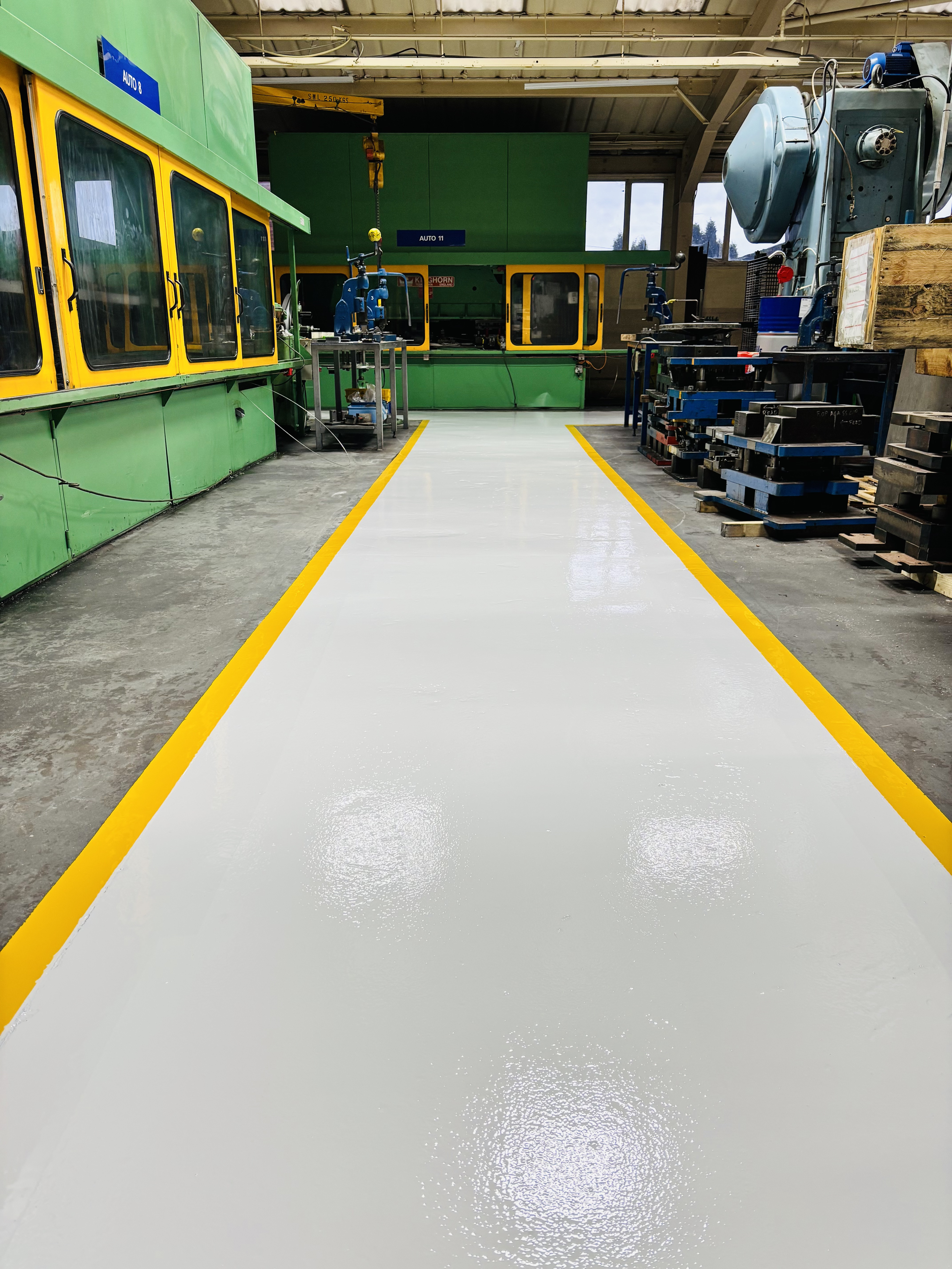 Grey epoxy resin walkway with lines