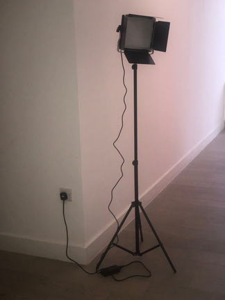 Neweer LED Stand in Wandsworth