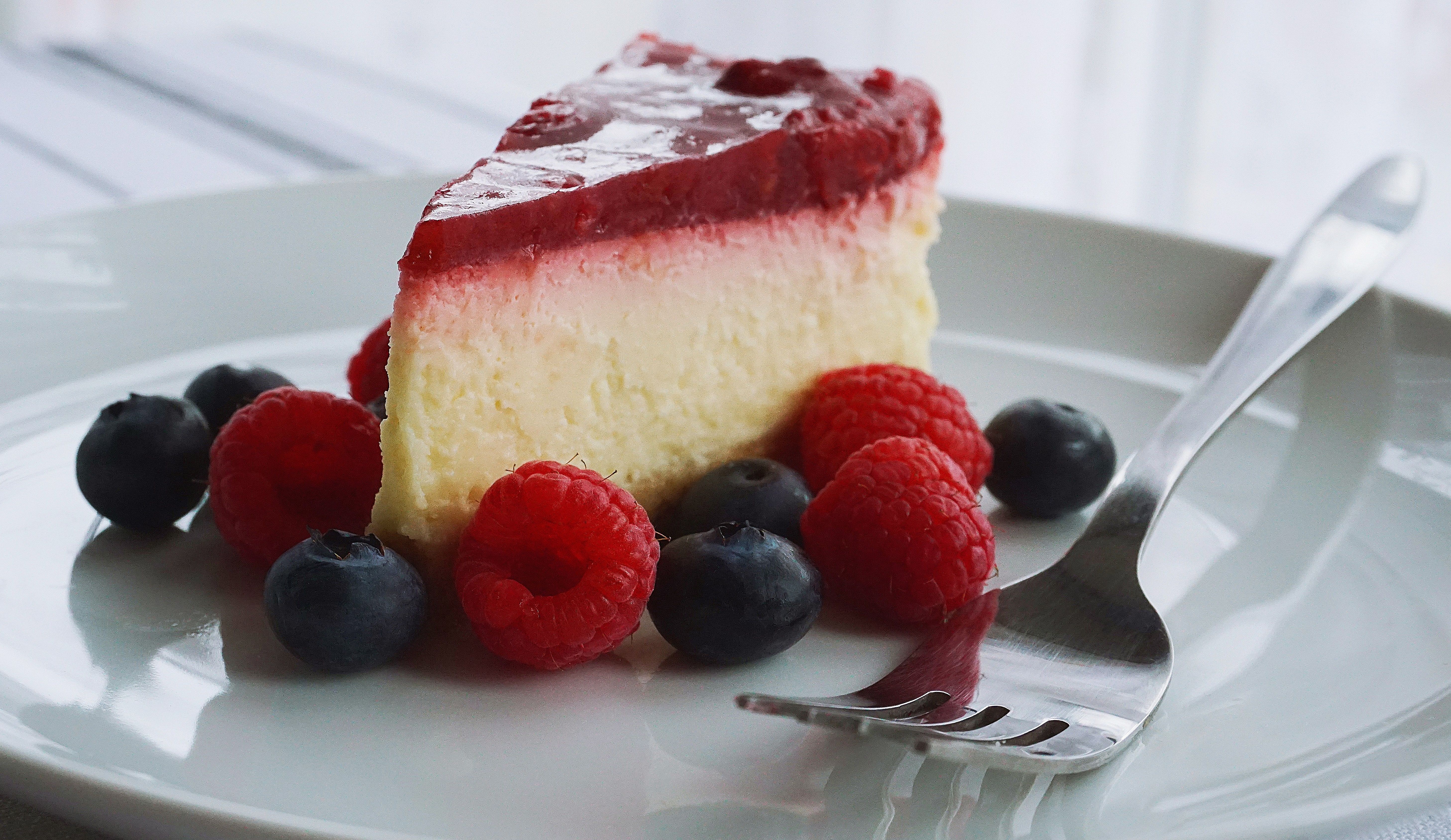 Cheesecake slice on a plate