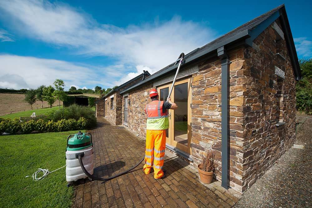 Professional Gutter Cleaning Service