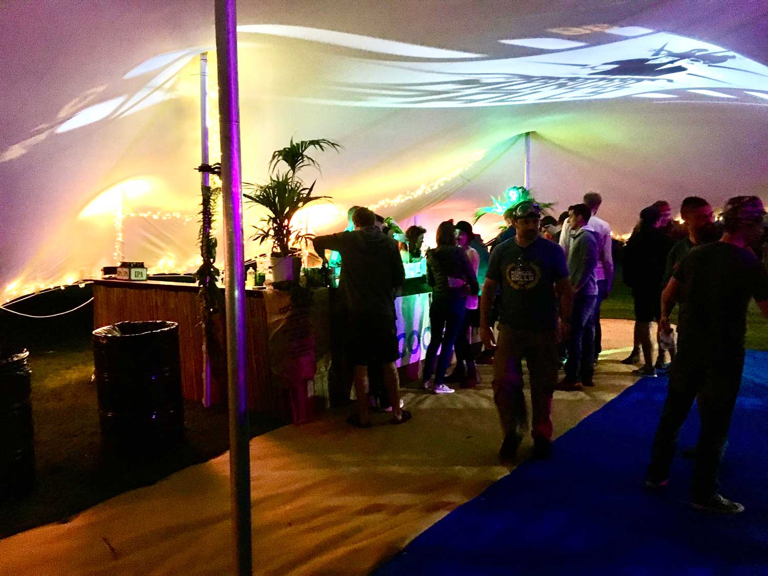 Stretch Tent Party 1